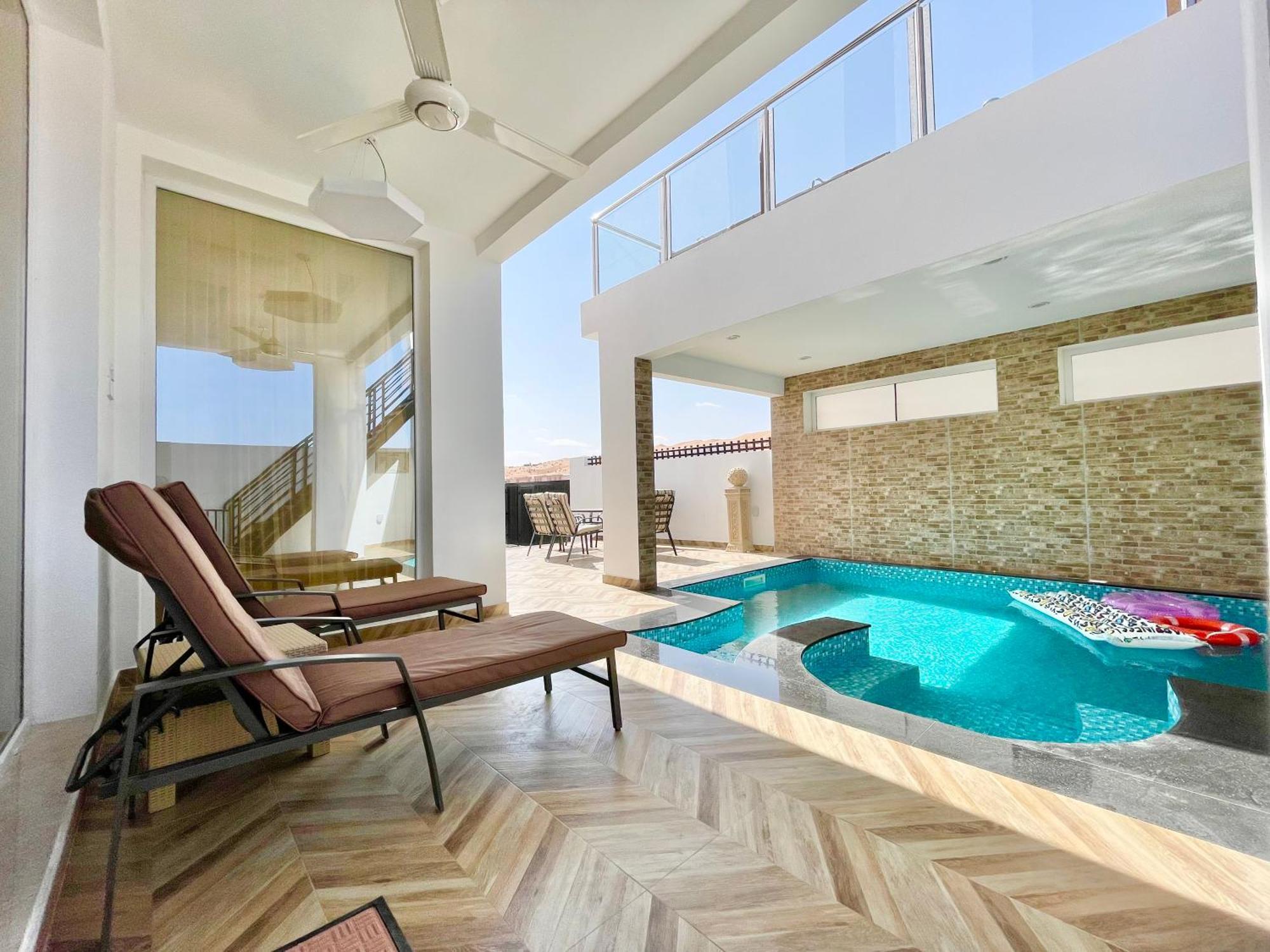 R61 Sunset Chalet Badīyah Dış mekan fotoğraf